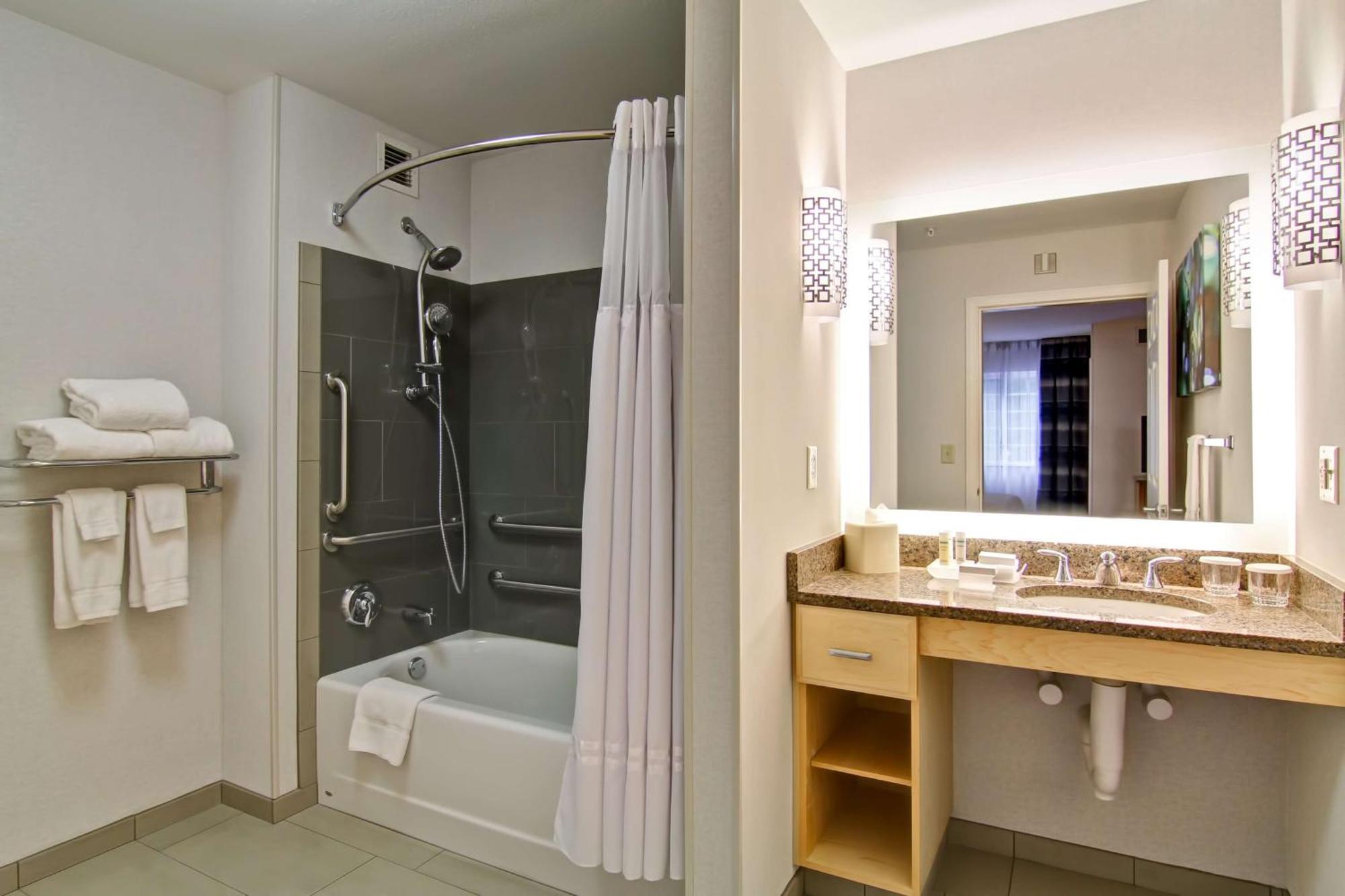 Homewood Suites By Hilton Stratford Exterior photo