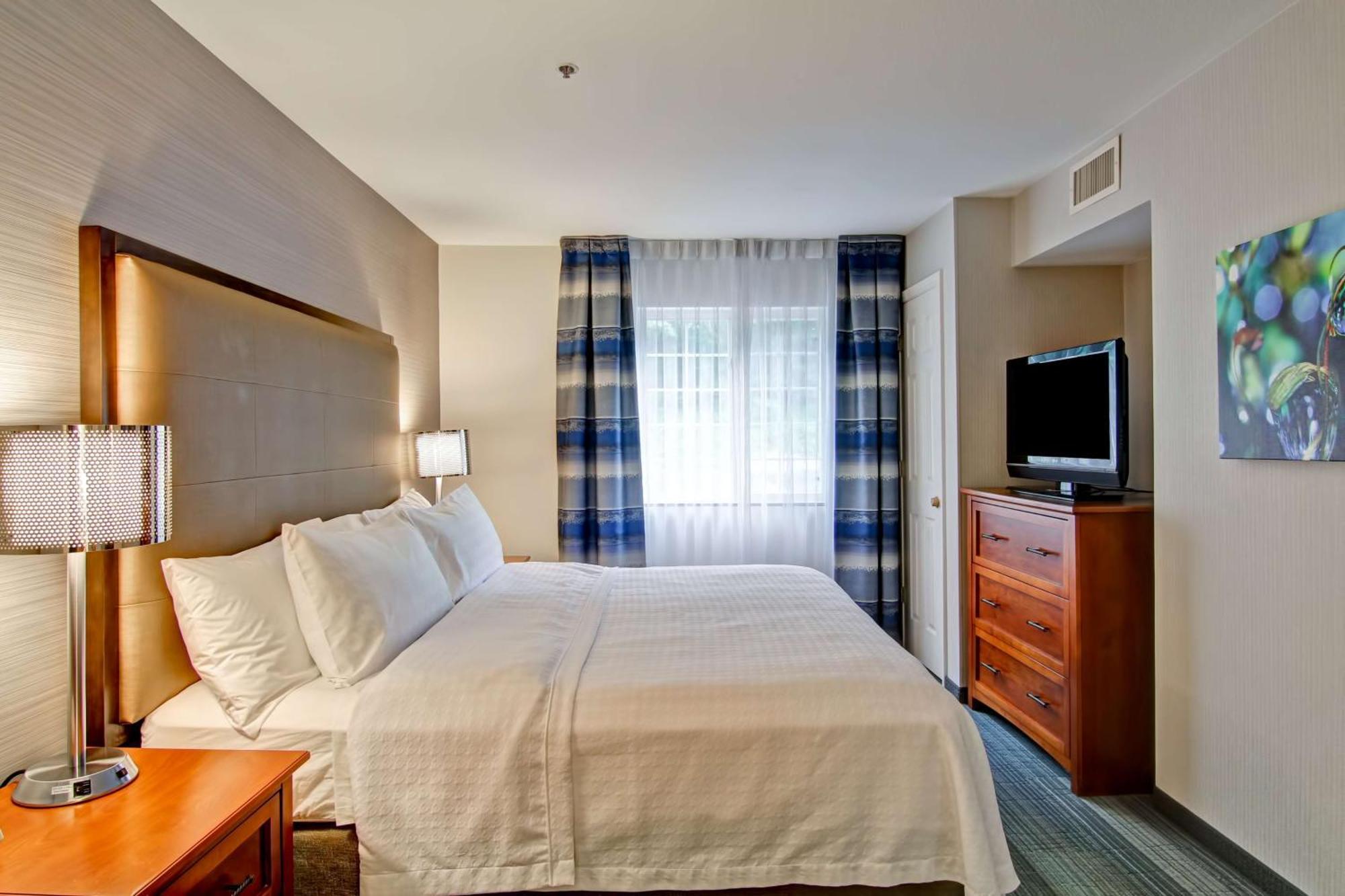 Homewood Suites By Hilton Stratford Exterior photo